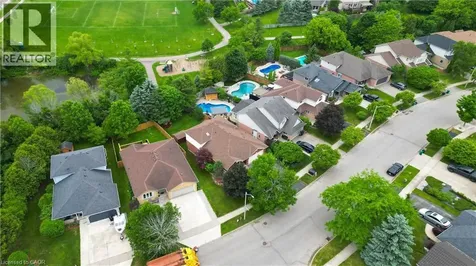 599 Coldstream Drive Waterloo ON N2V 2H3