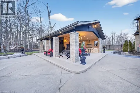 2600 Maple Street Pelham ON L0S 1C0
