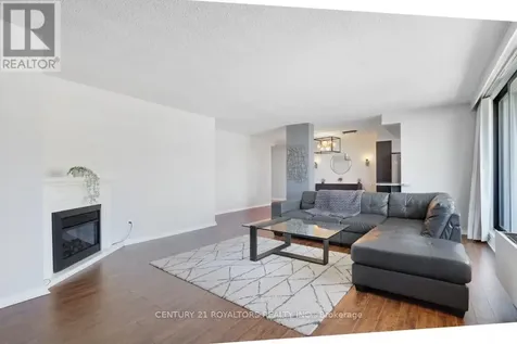 71 Somerset Street West Ottawa ON K2P 2G2