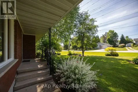 823015 Massie Road Chatsworth ON N0H 1G0