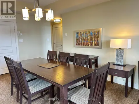 125 Fairway Court Blue Mountains ON L9Y 0P8