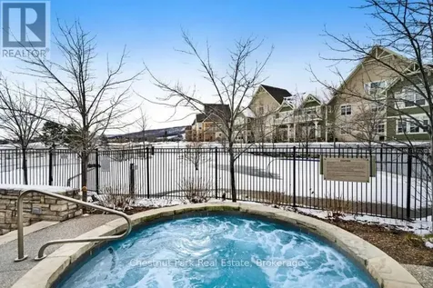125 Fairway Court Blue Mountains ON L9Y 0P8