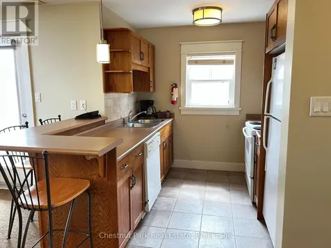 125 Fairway Court Blue Mountains ON L9Y 0P8