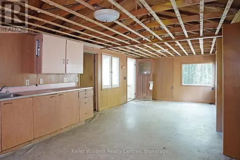 12 Isabella Street South Bruce Peninsula ON N0H 2T0