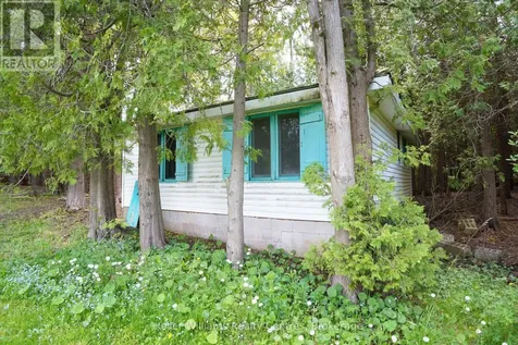 12 Isabella Street South Bruce Peninsula ON N0H 2T0