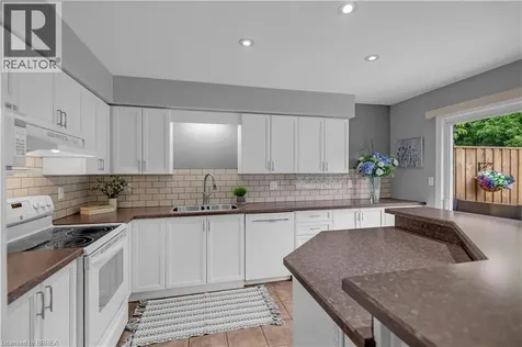 34 Maich Crescent Brantford ON N3T 6P1