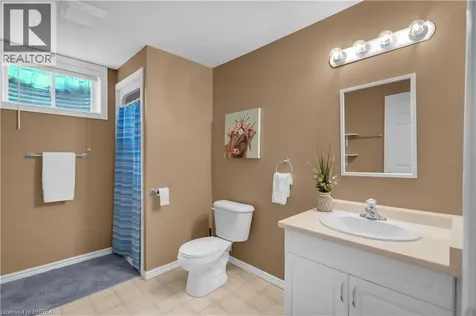 34 Maich Crescent Brantford ON N3T 6P1