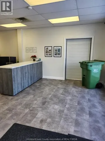 2825-2885 Lauzon Parkway Windsor ON N8T 3H5