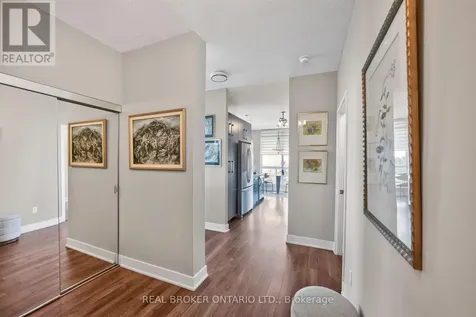 1048 Broadview Avenue Toronto (broadview North) ON M4K 2S2