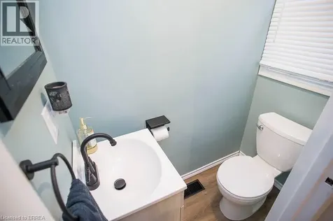 273 Elgin Street Brantford ON N3S 5B2