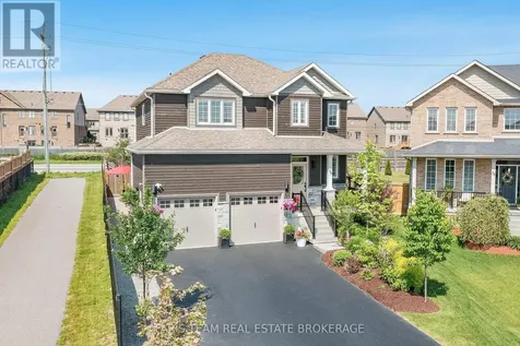 37 Lockerbie Crescent Collingwood ON L9Y 0Y9