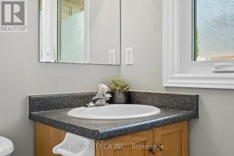 491 Veronica Drive Kitchener ON N2A 4E9