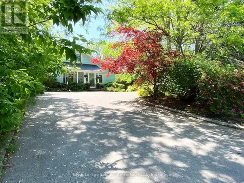 2028 Marine Drive Oakville (br Bronte) ON L6L 1B4