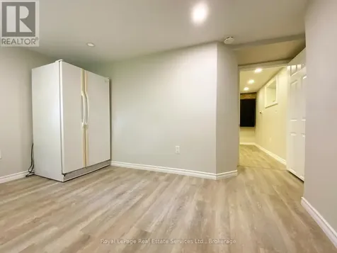 2028 Marine Drive Oakville (br Bronte) ON L6L 1B4
