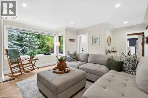 52 Orchard Drive Ancaster ON L9G 1Z7