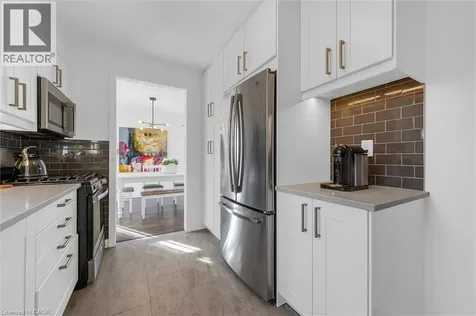 1500 Riley Avenue Burlington ON L7M 3C1