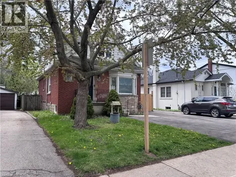 122 Queensdale Avenue East Hamilton ON L9A 1K3