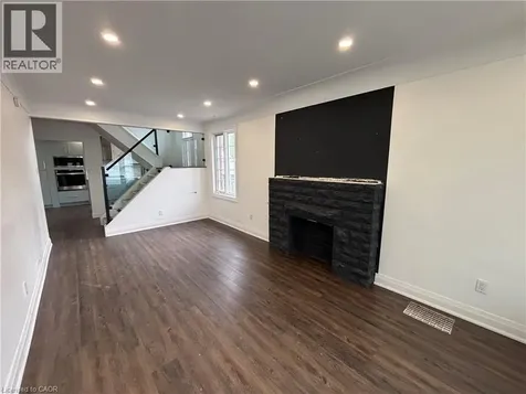 122 Queensdale Avenue East Hamilton ON L9A 1K3
