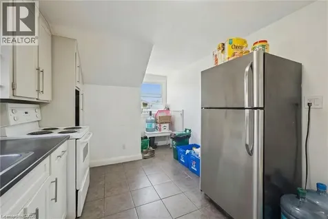 68 Highland Road Kitchener ON N2M 3B5