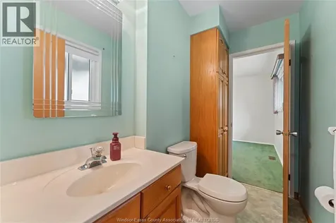 771 Bedford Street Windsor ON N9G 1H3