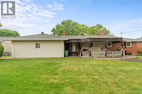 771 Bedford Street Windsor ON N9G 1H3