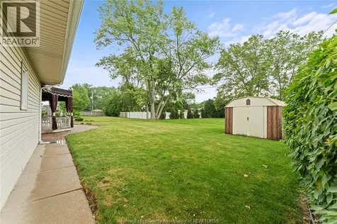 771 Bedford Street Windsor ON N9G 1H3