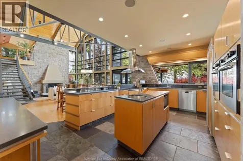 450 Russell Woods Road Lakeshore ON N8N 3S5