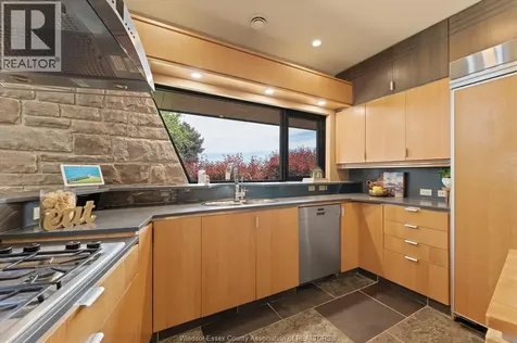 450 Russell Woods Road Lakeshore ON N8N 3S5