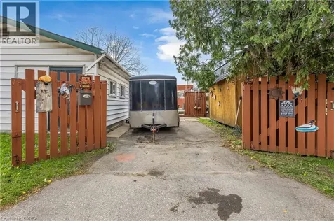 35 James Avenue Brantford ON N3S 6Y2