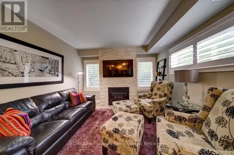 4 Brandy Lane Drive Collingwood ON L9Y 0X4