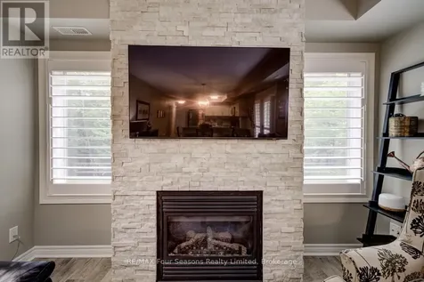 4 Brandy Lane Drive Collingwood ON L9Y 0X4