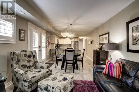 4 Brandy Lane Drive Collingwood ON L9Y 0X4