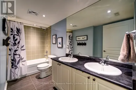 4 Brandy Lane Drive Collingwood ON L9Y 0X4