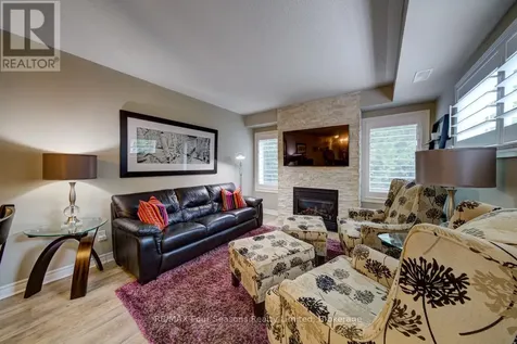 4 Brandy Lane Drive Collingwood ON L9Y 0X4