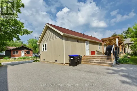 25 Berkely Street Wasaga Beach ON L9Z 2N6