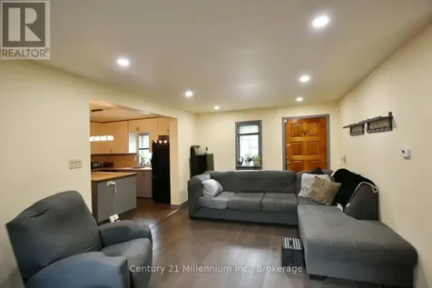 25 Berkely Street Wasaga Beach ON L9Z 2N6