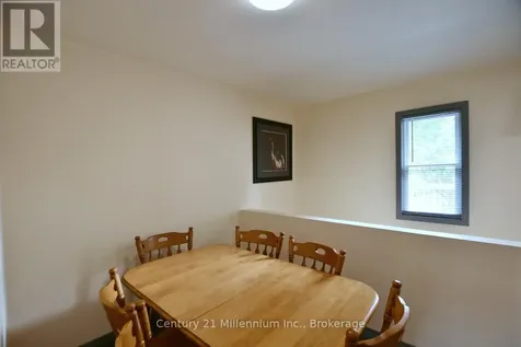 25 Berkely Street Wasaga Beach ON L9Z 2N6