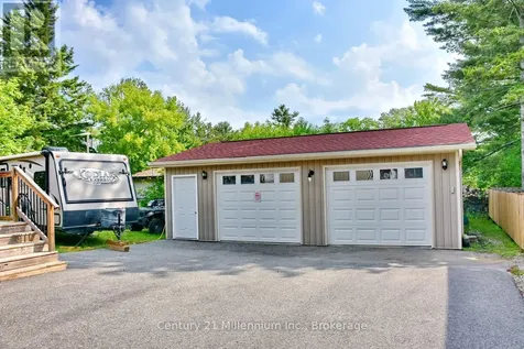 25 Berkely Street Wasaga Beach ON L9Z 2N6