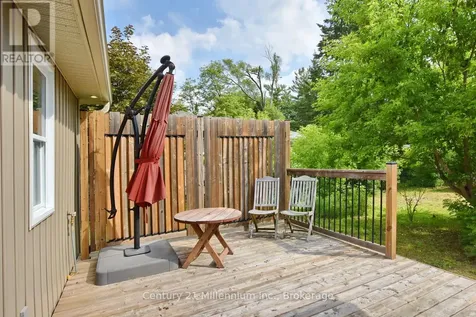 25 Berkely Street Wasaga Beach ON L9Z 2N6