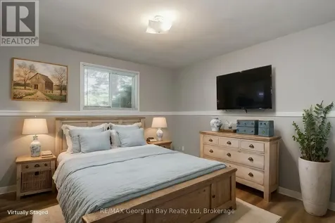 15 Mcguire Road Penetanguishene ON L9M 1C9