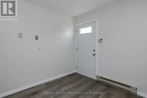 15 Mcguire Road Penetanguishene ON L9M 1C9