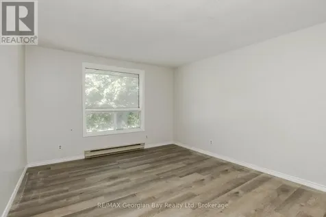 15 Mcguire Road Penetanguishene ON L9M 1C9