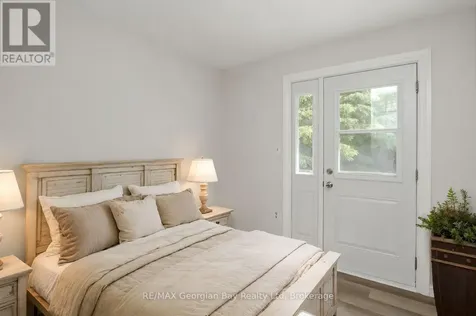 15 Mcguire Road Penetanguishene ON L9M 1C9