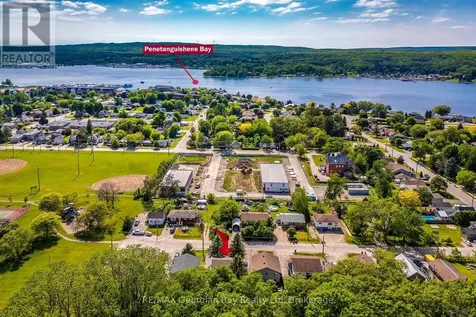 15 Mcguire Road Penetanguishene ON L9M 1C9