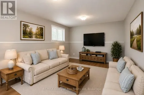 15 Mcguire Road Penetanguishene ON L9M 1C9
