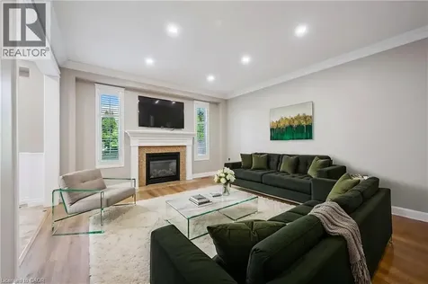 153 Sims Estate Drive Kitchener ON N2A 0A6