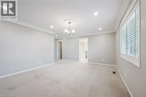 153 Sims Estate Drive Kitchener ON N2A 0A6