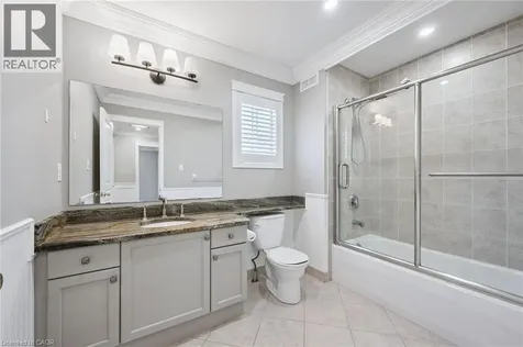 153 Sims Estate Drive Kitchener ON N2A 0A6