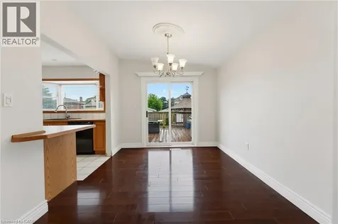 24 Grande Avenue Stoney Creek ON L8G 2E1