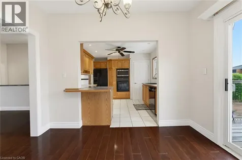 24 Grande Avenue Stoney Creek ON L8G 2E1